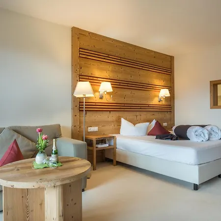 Gockelwirt Hotell Eisenberg (Bavaria)